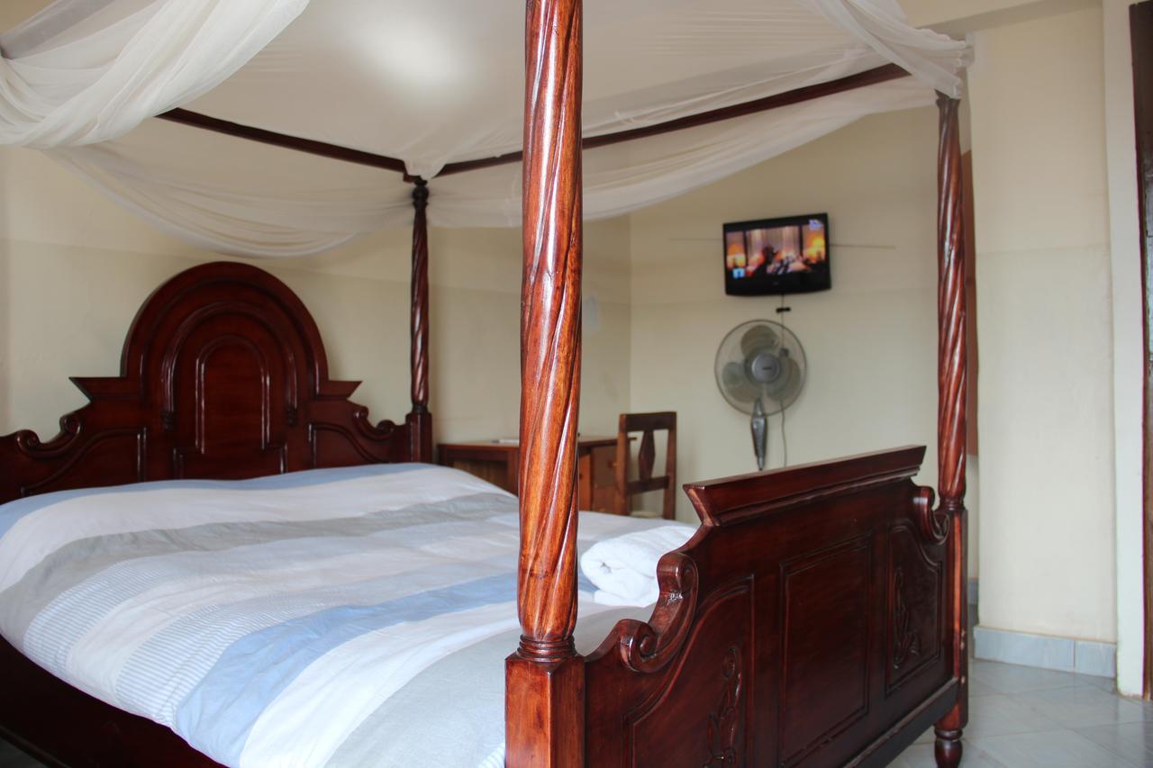 Riversand Hotel Kisumu Exteriör bild