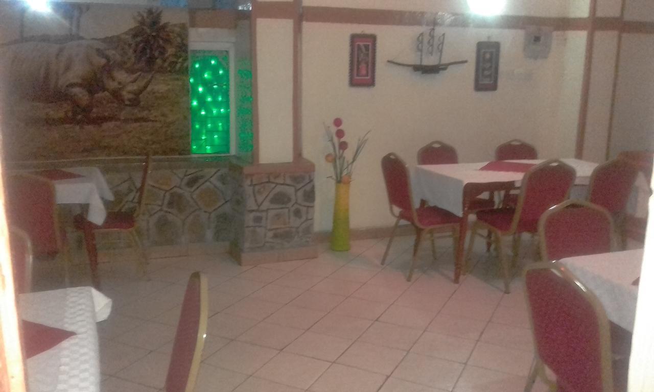 Riversand Hotel Kisumu Exteriör bild