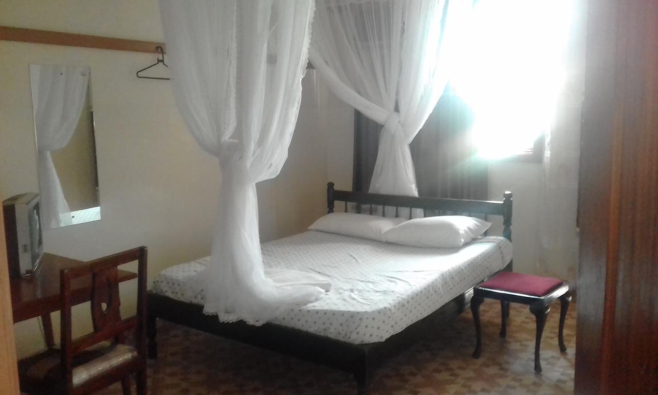 Riversand Hotel Kisumu Exteriör bild