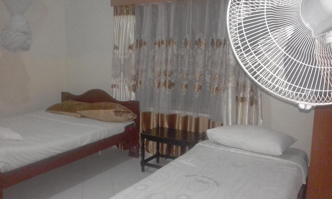 Riversand Hotel Kisumu Exteriör bild