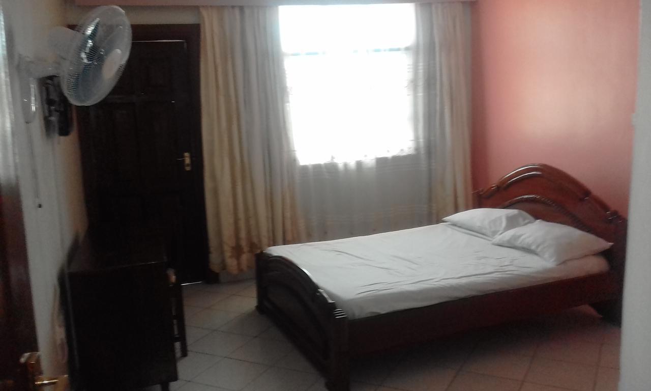Riversand Hotel Kisumu Exteriör bild