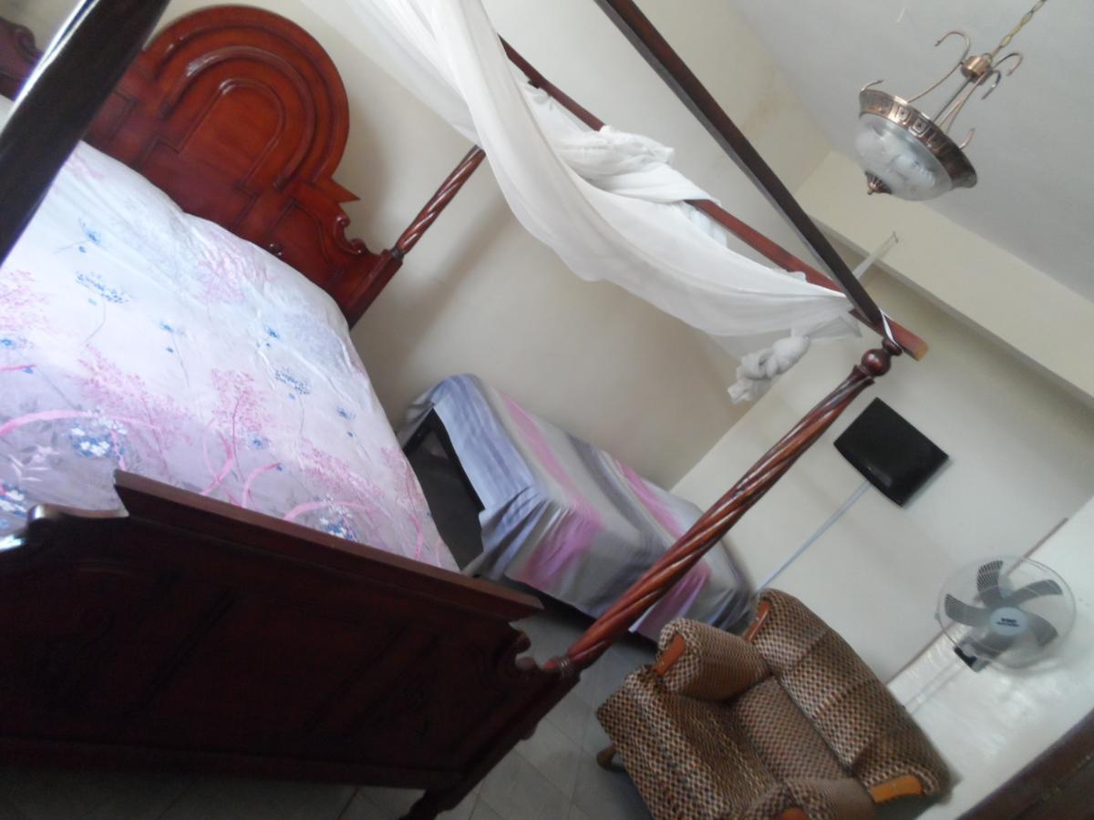 Riversand Hotel Kisumu Exteriör bild