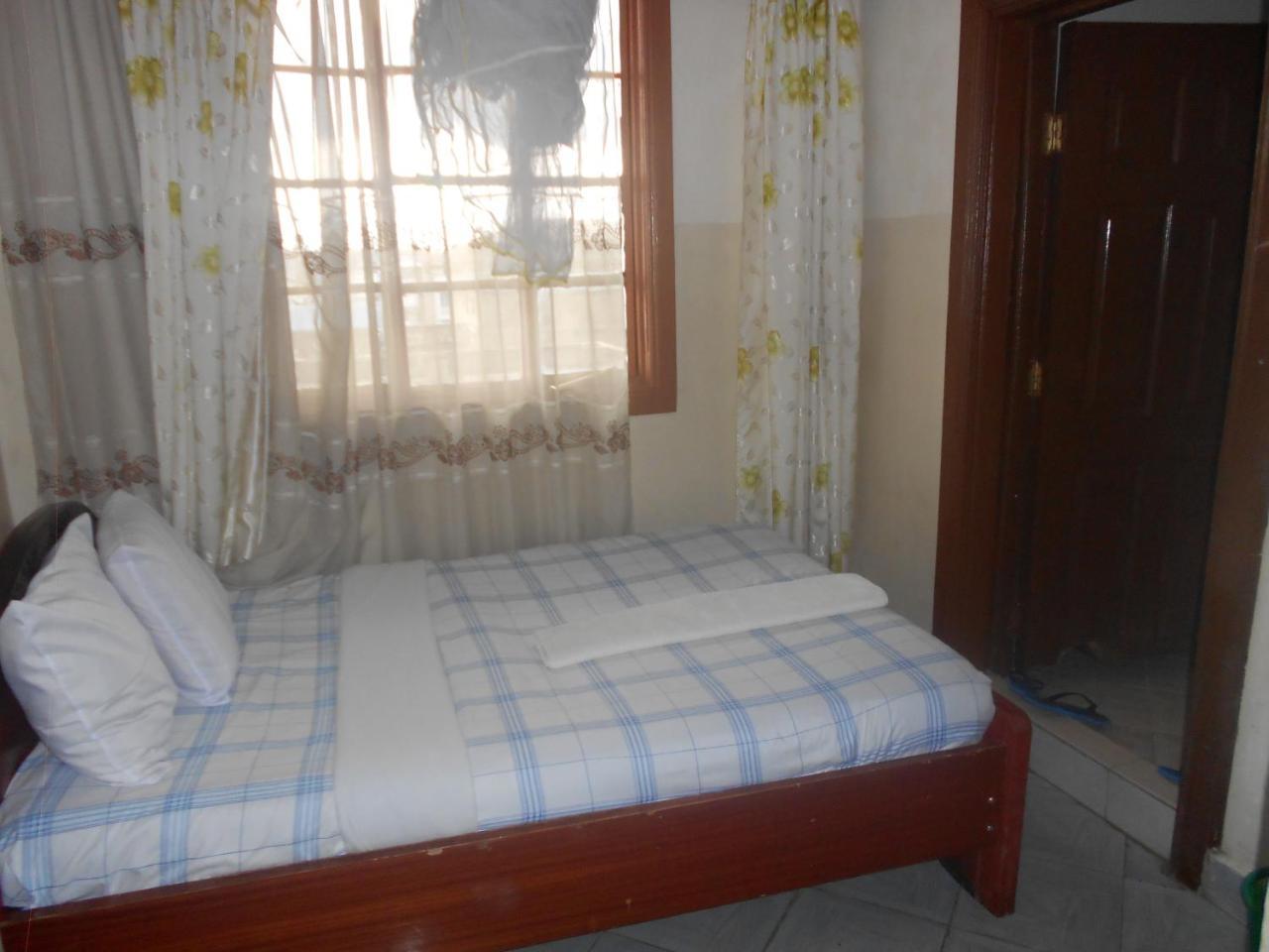 Riversand Hotel Kisumu Exteriör bild