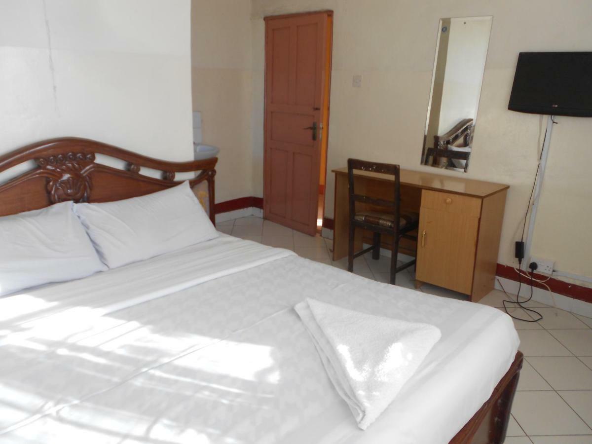Riversand Hotel Kisumu Exteriör bild