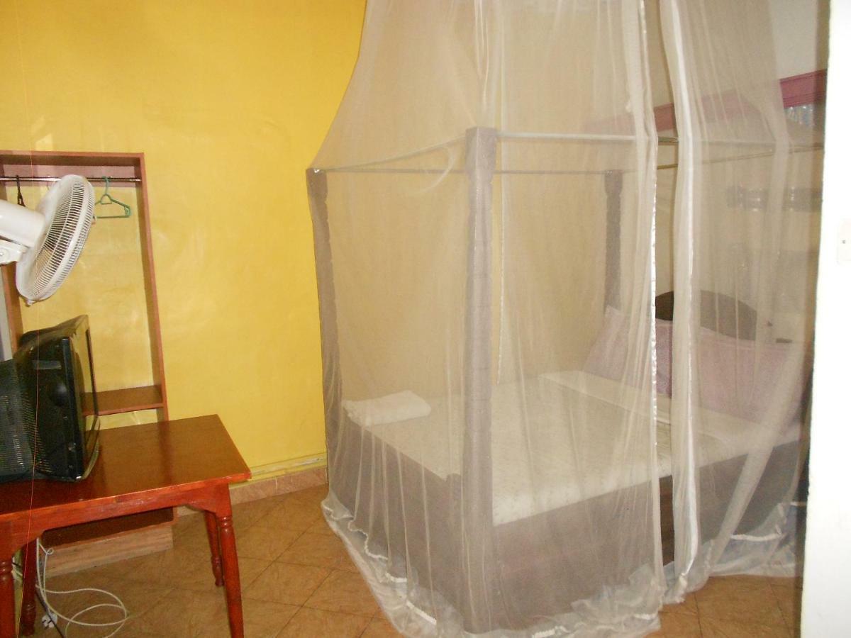 Riversand Hotel Kisumu Exteriör bild