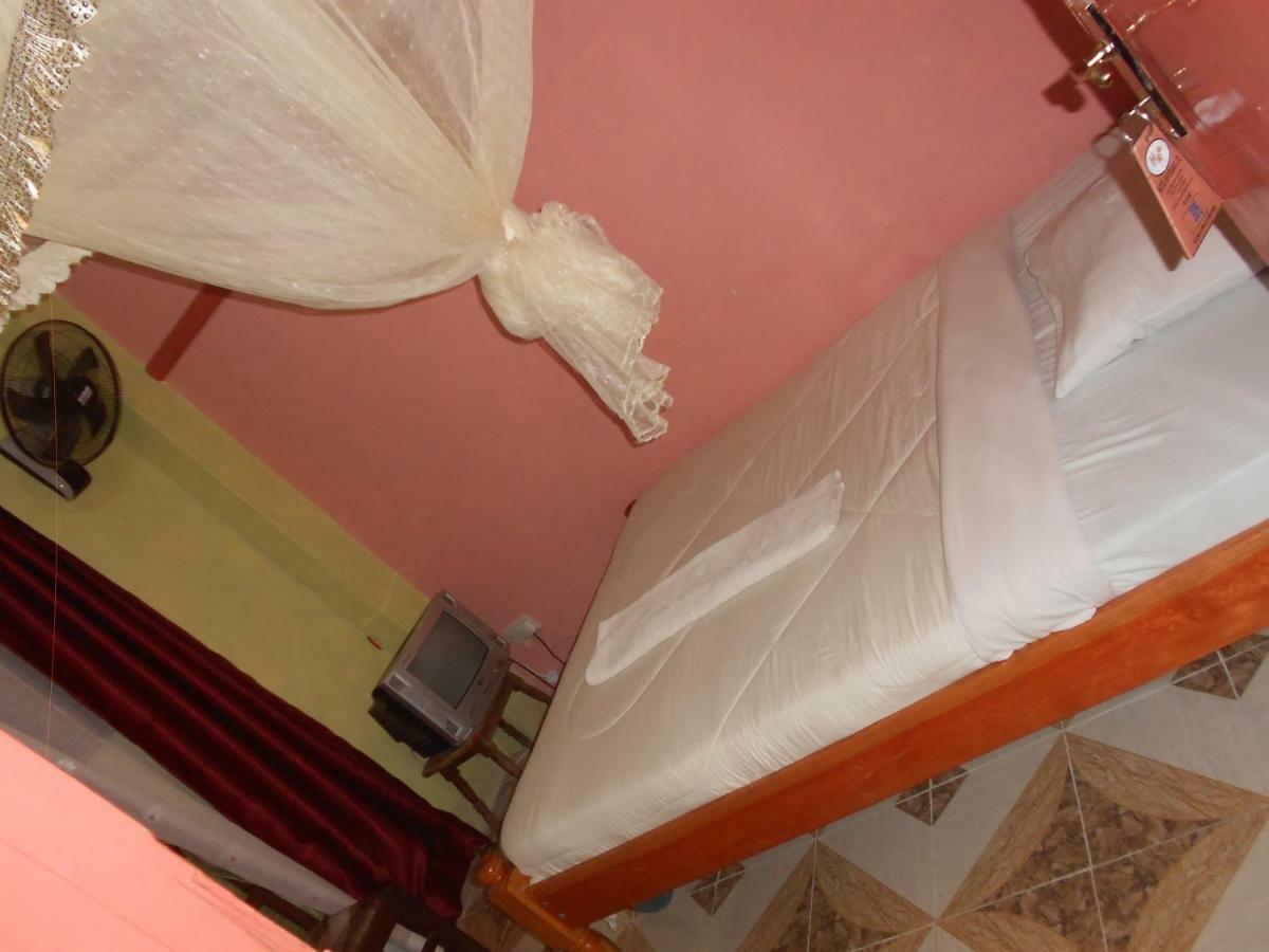 Riversand Hotel Kisumu Exteriör bild