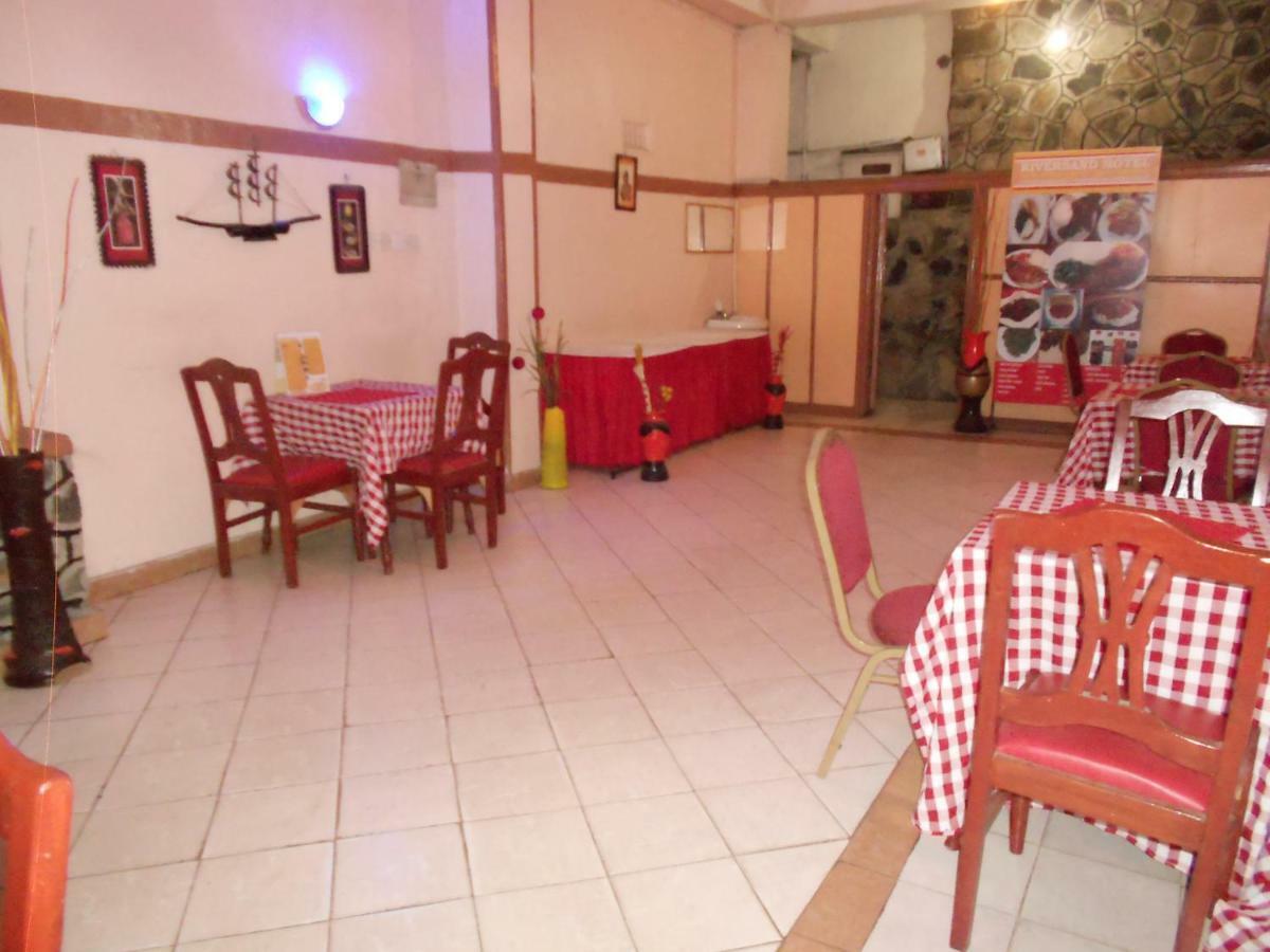 Riversand Hotel Kisumu Exteriör bild
