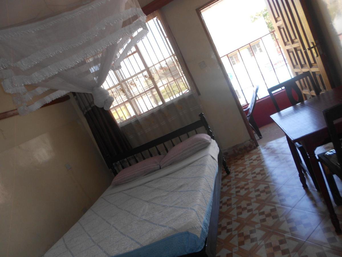 Riversand Hotel Kisumu Exteriör bild