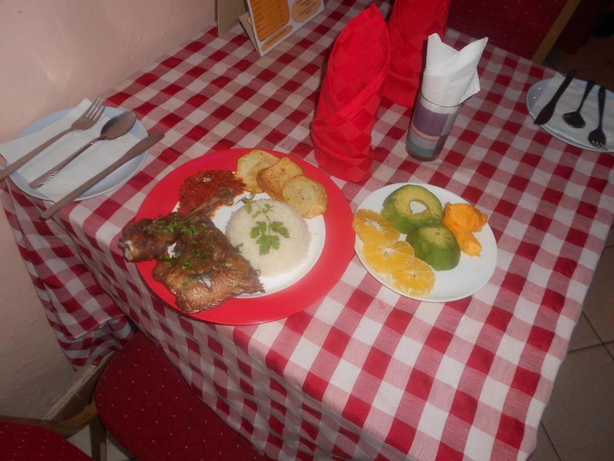 Riversand Hotel Kisumu Exteriör bild